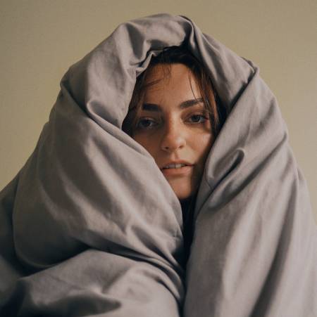  ידיים על הראש