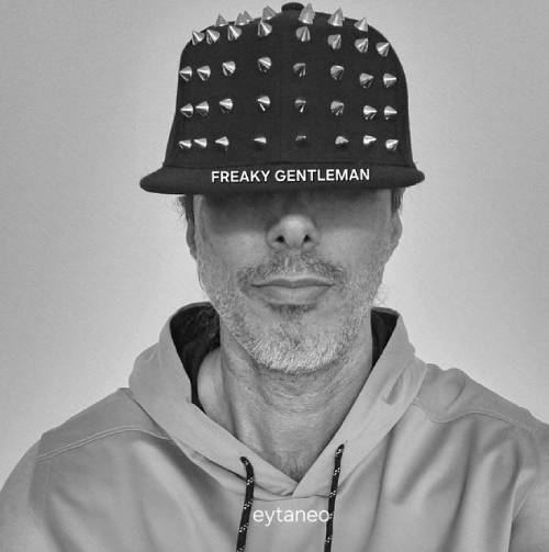  Freaky Gentleman (Deluxe Edition)