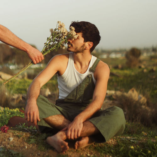  תן