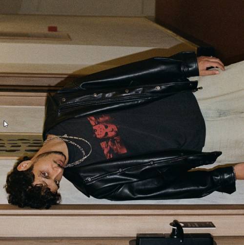  כולנו חיים את אותם חיים