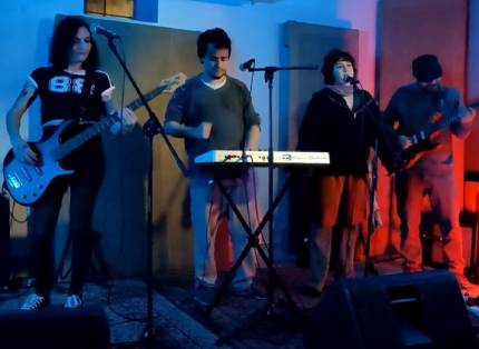 היפה והחיות