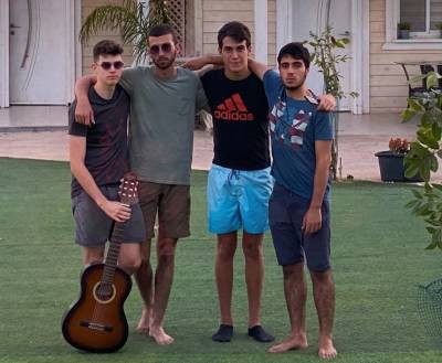 משקיפי הגדר