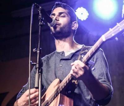 יונתן פתחיה